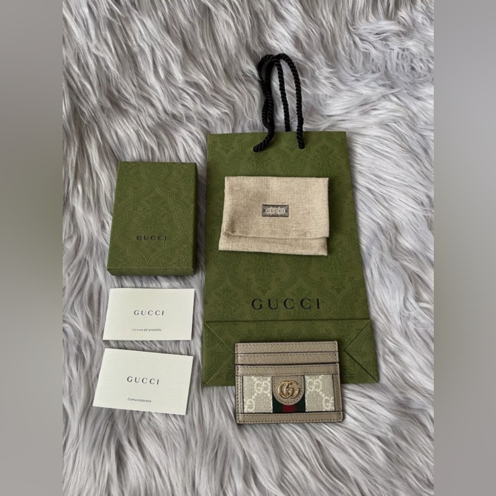 Gucci Beige Card Holder - Picture 3 of 6